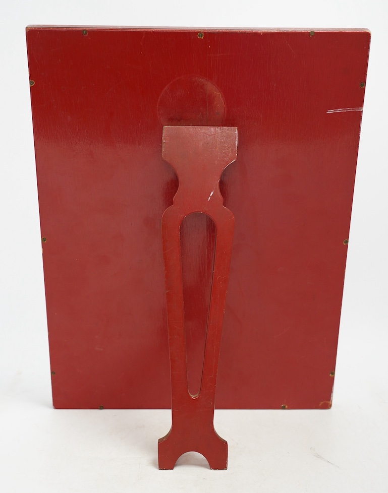 An early 20th century Japanned easel frame, 42cm high. Condition - good